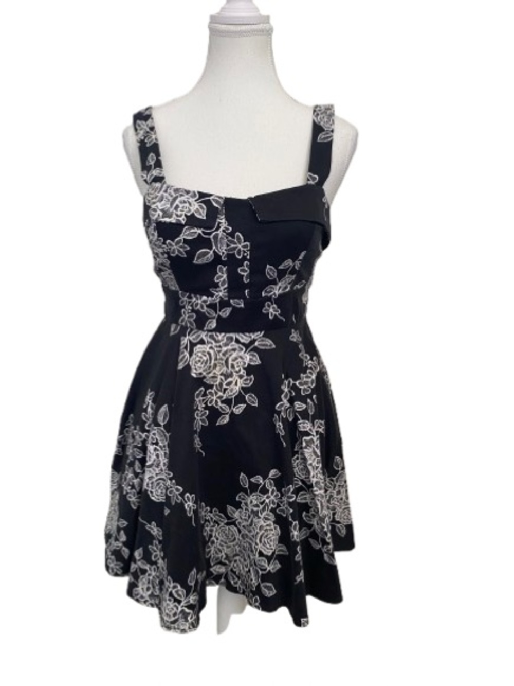 Vintage Inspired Ixia Retro Rockabilly Floral Dress Medium Made in USA